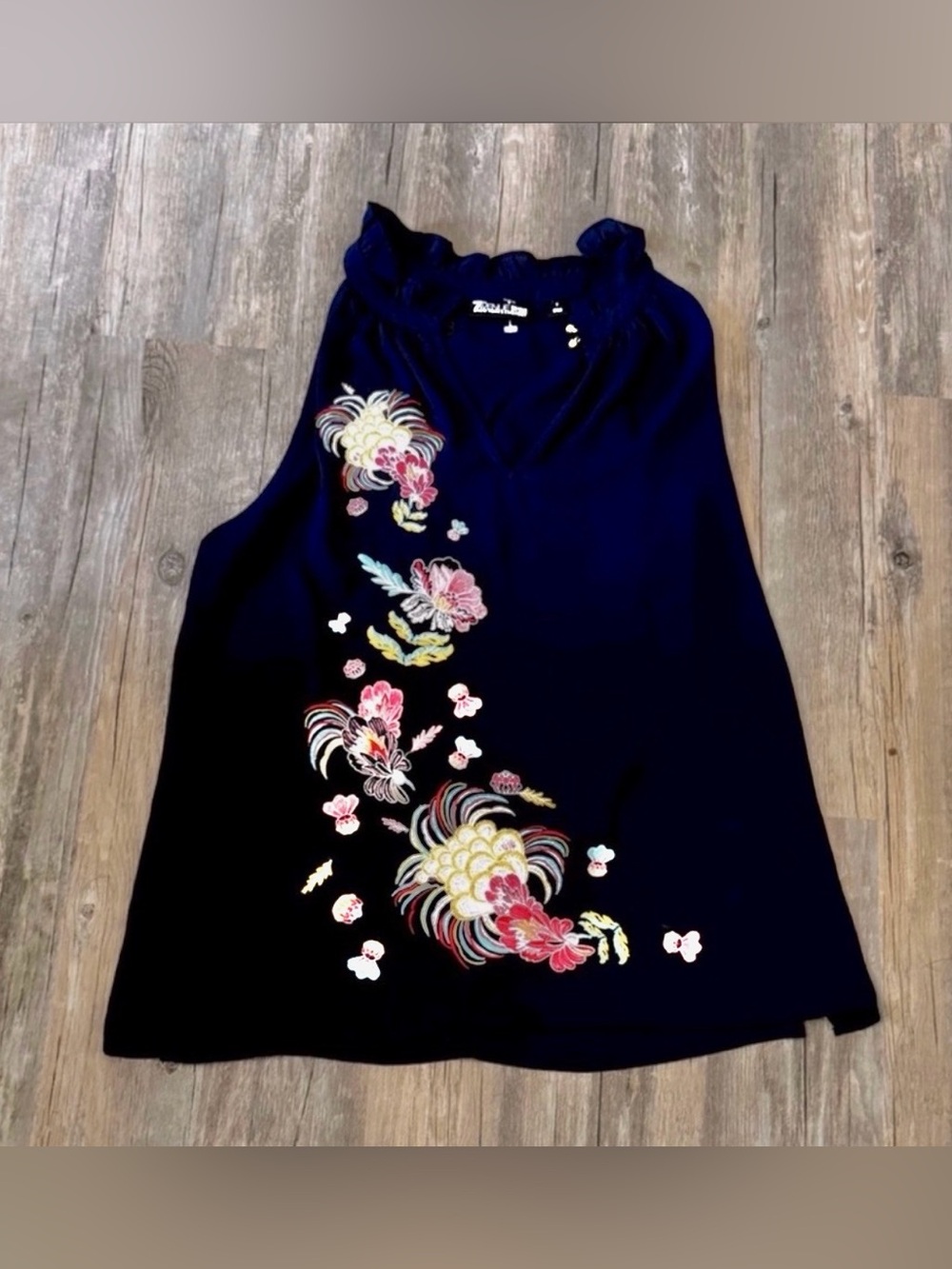 New York & Company navy blue floral embroidered blouse size small
